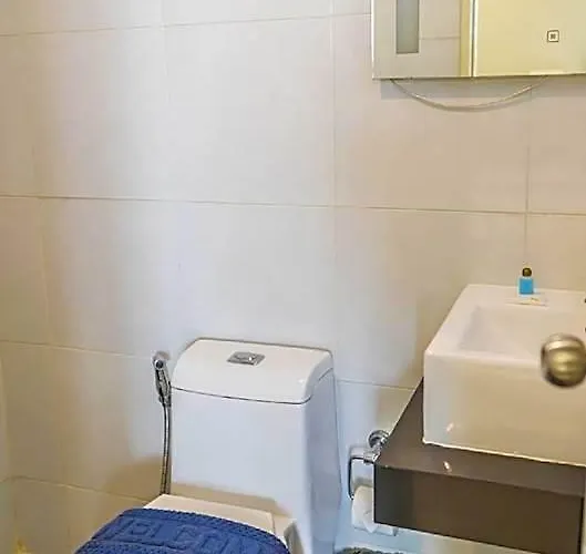 Roomquest Don Mueang Airport Отель Бангкок