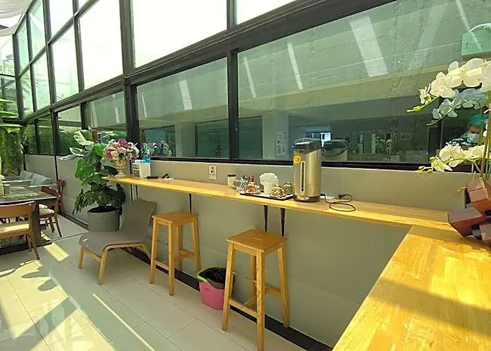 Roomquest Don Mueang Airport