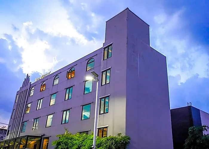 Roomquest Don Mueang Airport