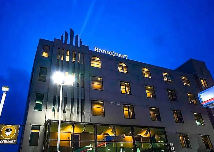 Отель Roomquest Don Mueang Airport Бангкок