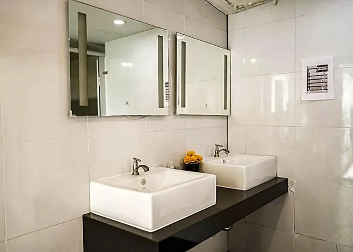 Roomquest Don Mueang Airport 3* Бангкок