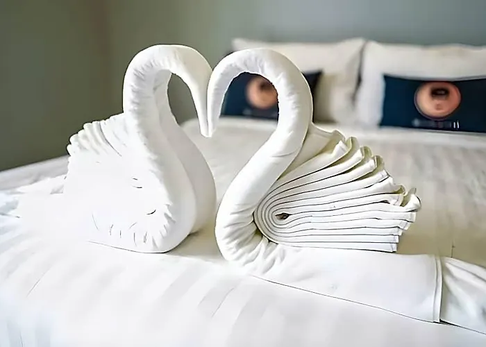 Отель Roomquest Don Mueang Airport 3*